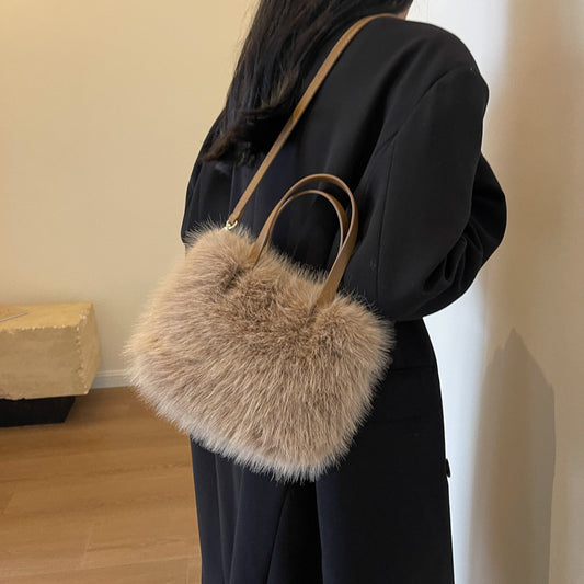 Sac en fausse fourrure façon renard – Porté épaule ou bandoulière